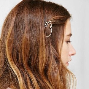 *MARITZA* 2-Pk Gold x Silver Pineapple Hair Clips